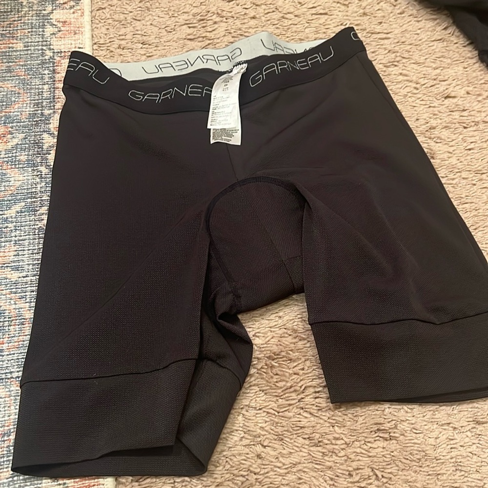 Garneau padded biking shorts spandex